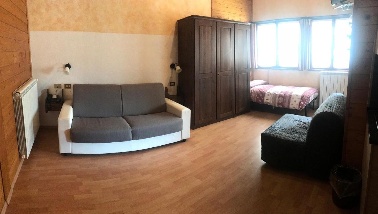 Hotel La Pigna Bardonecchia Exterior photo