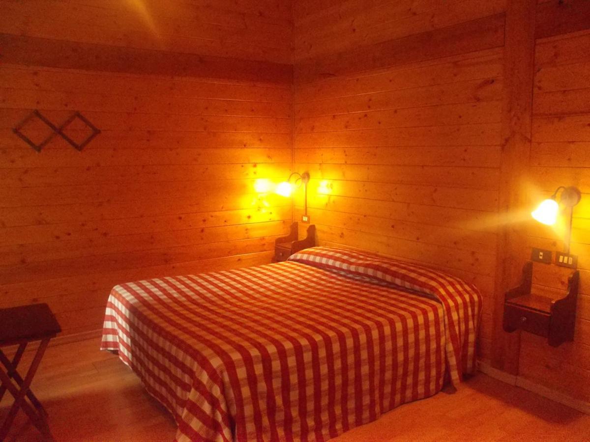 Hotel La Pigna Bardonecchia Exterior photo