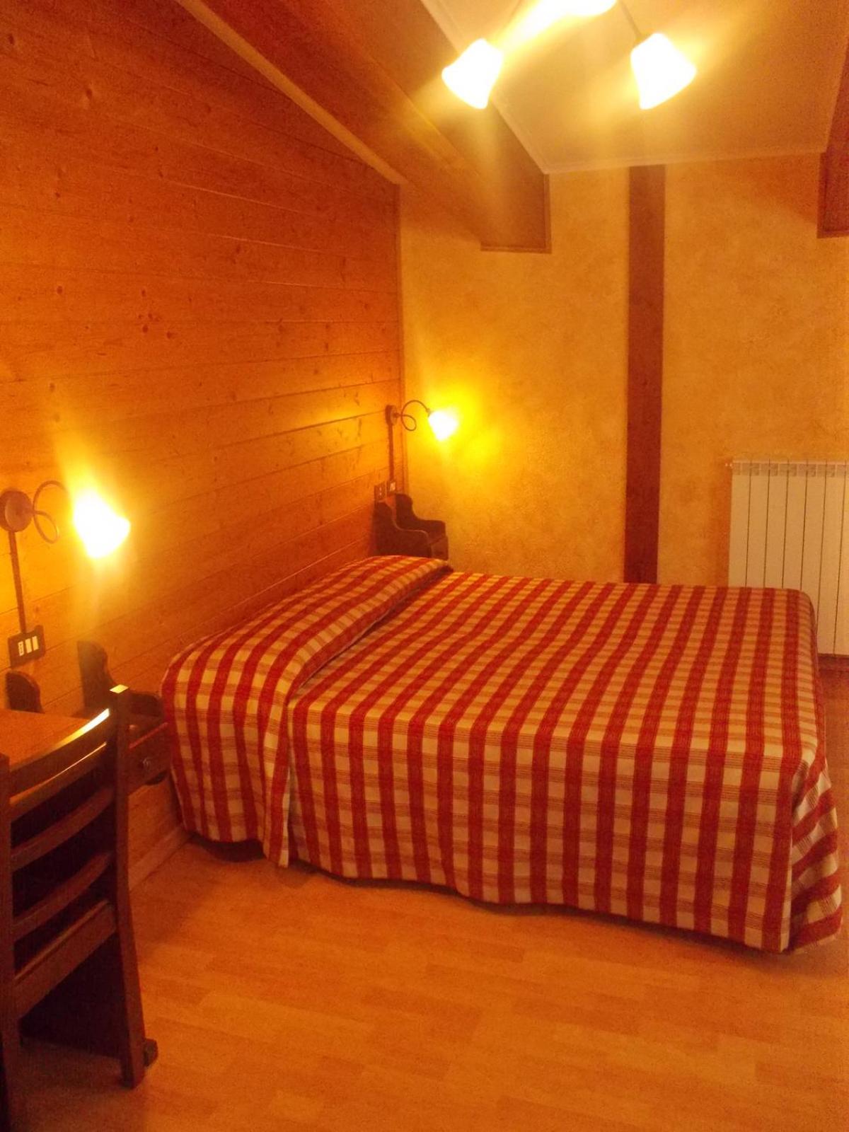 Hotel La Pigna Bardonecchia Exterior photo