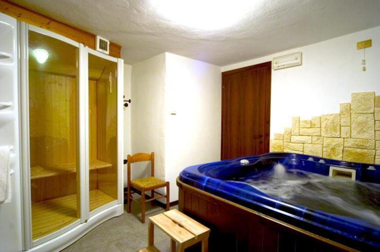 Hotel La Pigna Bardonecchia Exterior photo